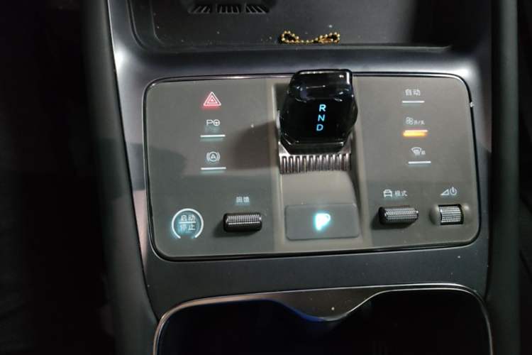 Used BYD Sealion 07 EV 2024 610 Long-Range Version Gear Lever