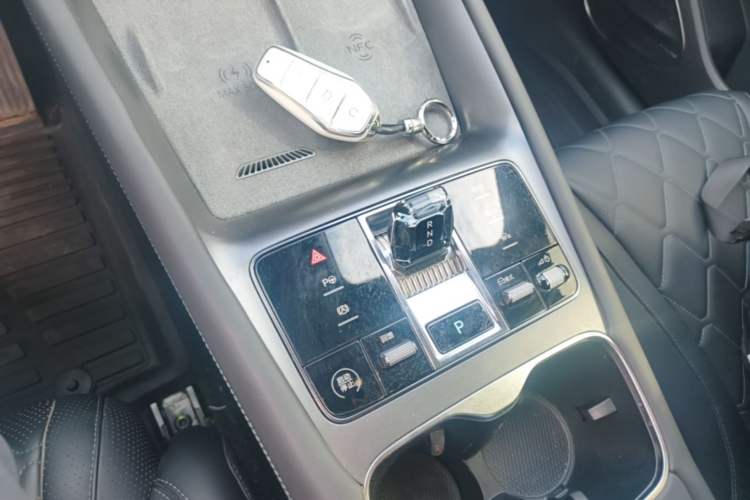 Used BYD Sealion 07 EV 2024 610 Long-Range Version Gear Lever