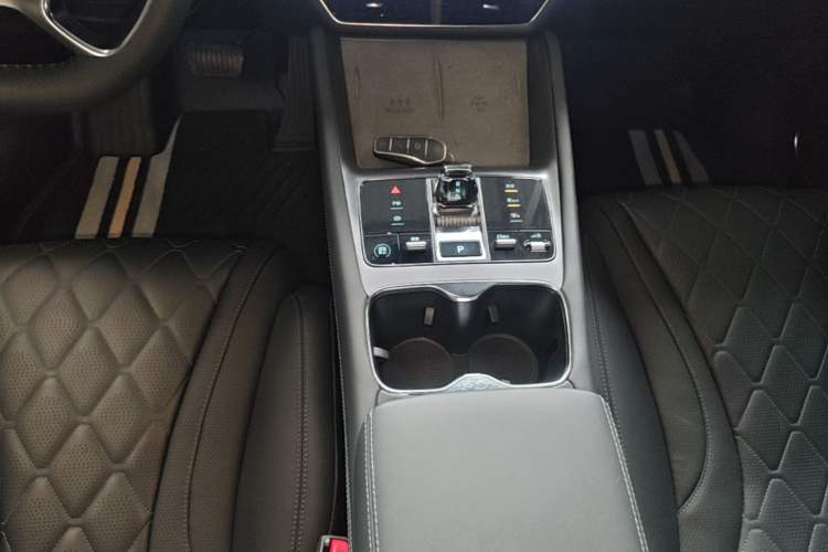Used BYD Sealion 07 EV 2024 610 Zhihang Edition Gear Lever