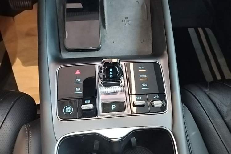 Used BYD Sealion 07 EV 2024 610 Zhihang Edition Gear Lever