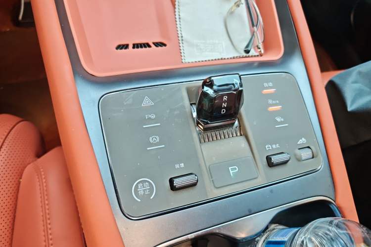 Used BYD Sealion 07 EV 2024 610 Long-Range Version Gear Lever