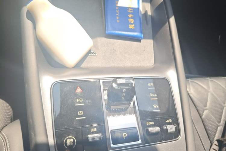 Used BYD Sealion 07 EV 2024 610 Zhihang Edition Gear Lever