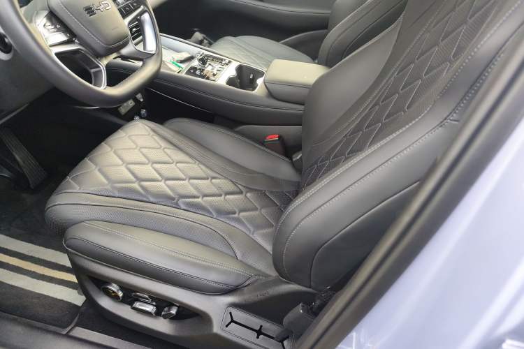 Used BYD Sealion 07 EV 2024 610 Zhihang Edition Left Front Seat