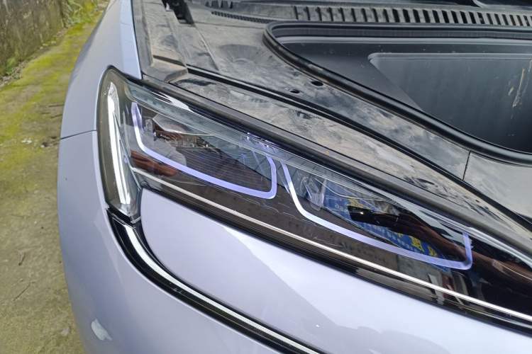 Used BYD Sealion 07 EV 2024 610 Long-Range Version Right Front Headlight