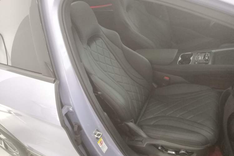 Used BYD Sealion 07 EV 2024 610 Long-Range Version Right Front Seat