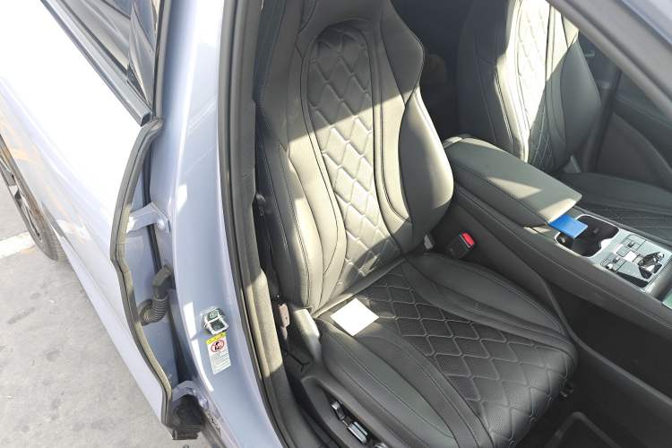 Used BYD Sealion 07 EV 2024 610 Zhihang Edition Right Front Seat