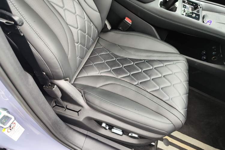 Used BYD Sealion 07 EV 2024 610 Zhihang Edition Right Front Seat