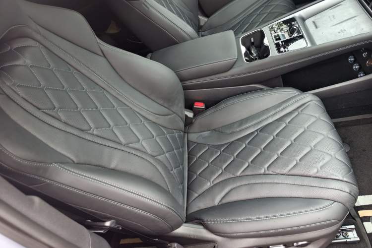 Used BYD Sealion 07 EV 2024 610 Zhihang Edition Right Front Seat