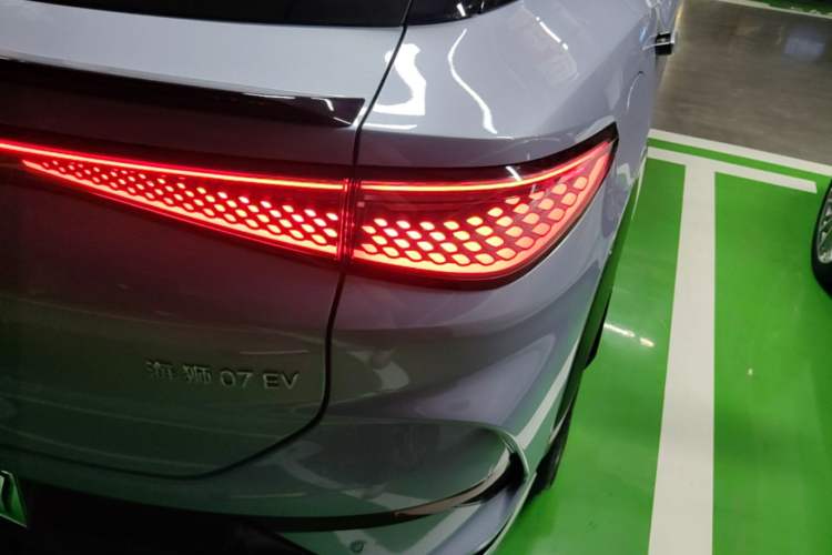 Used BYD Sealion 07 EV 2024 610 Zhihang Edition Right Rear Taillight
