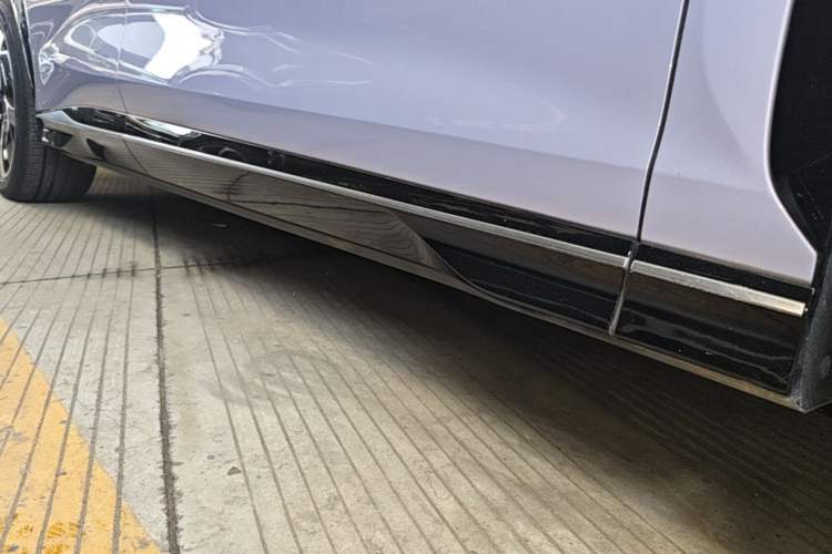 Used BYD Sealion 07 EV 2024 610 Zhihang Edition Right Side Sill