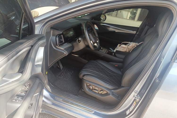 Used BYD Sealion 07 EV 2024 610 Long-Range Version Driver Seat