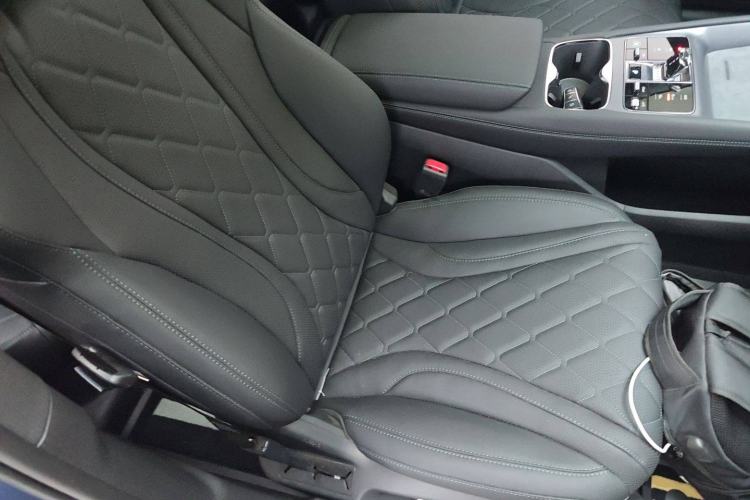 Used BYD Sealion 07 EV 2024 610 Long-Range Version Right Front Seat