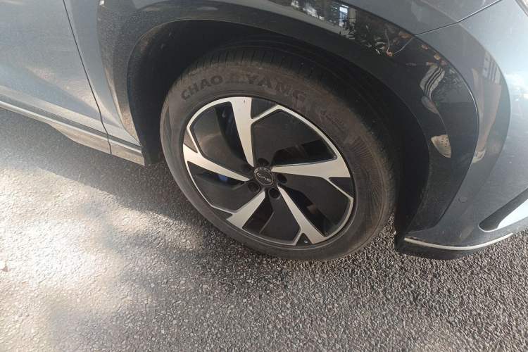 Used BYD Sealion 07 EV 2024 610 Long-Range Version Right Front Wheel Hub
