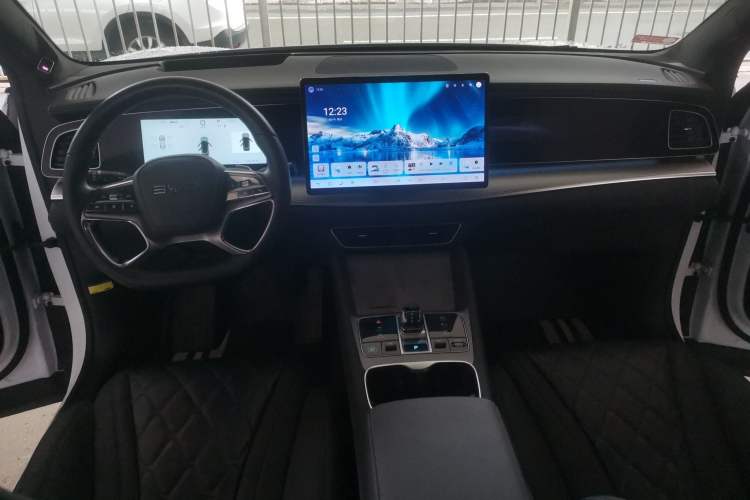Used BYD Sealion 07 EV 2024 610 Zhihang Edition Center Console