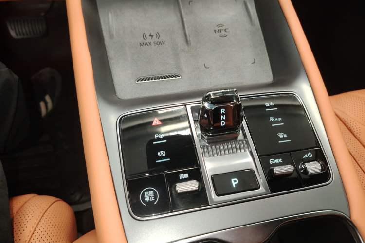 Used BYD Sealion 07 EV 2024 610 Long-Range Version Gear Lever