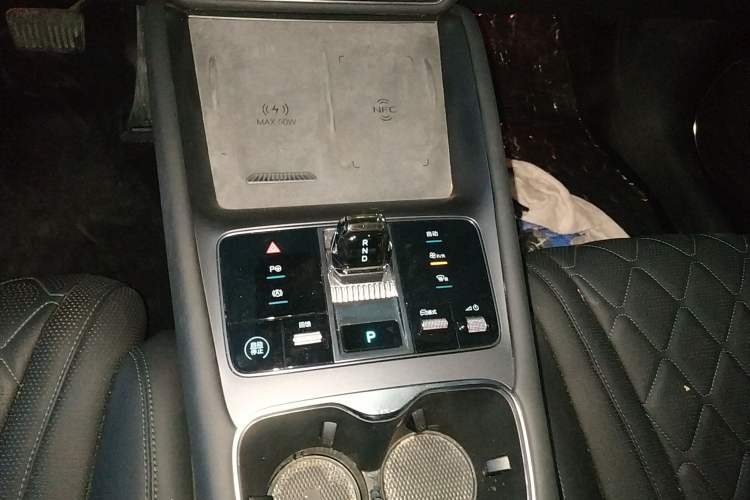 Used BYD Sealion 07 EV 2024 610 Long-Range Version Gear Lever