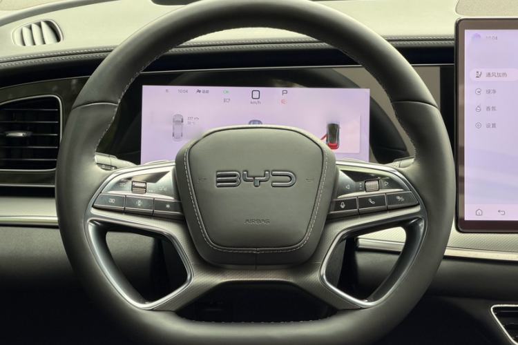 Used BYD Sealion 07 EV 2024 610 Zhihang Edition Interior 2