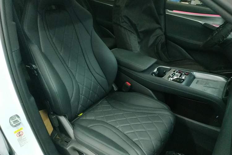 Used BYD Sealion 07 EV 2024 610 Long-Range Version Right Front Seat