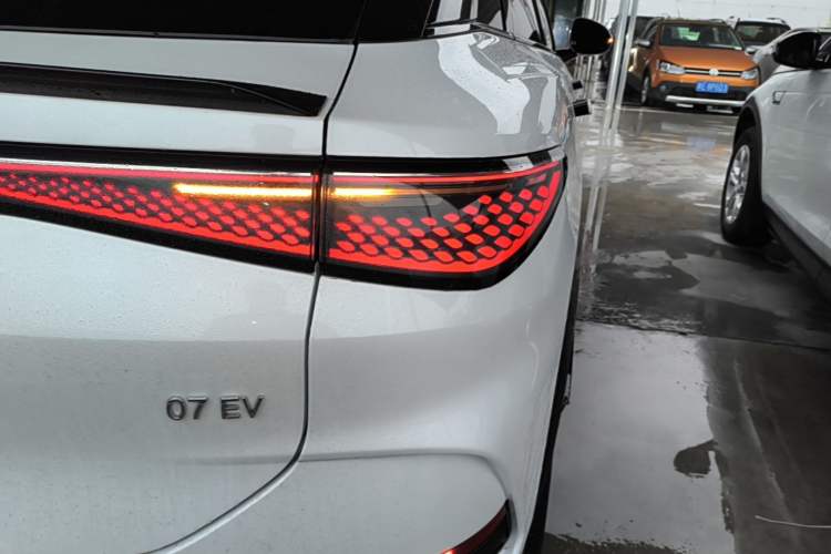 Used BYD Sealion 07 EV 2024 610 Long-Range Version Right Rear Taillight