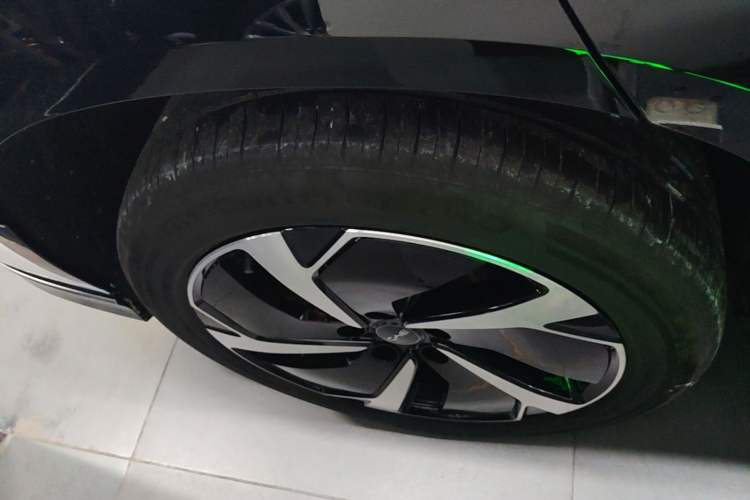 Used BYD Sealion 07 EV 2024 610 Long-Range Version Right Rear Wheel Hub