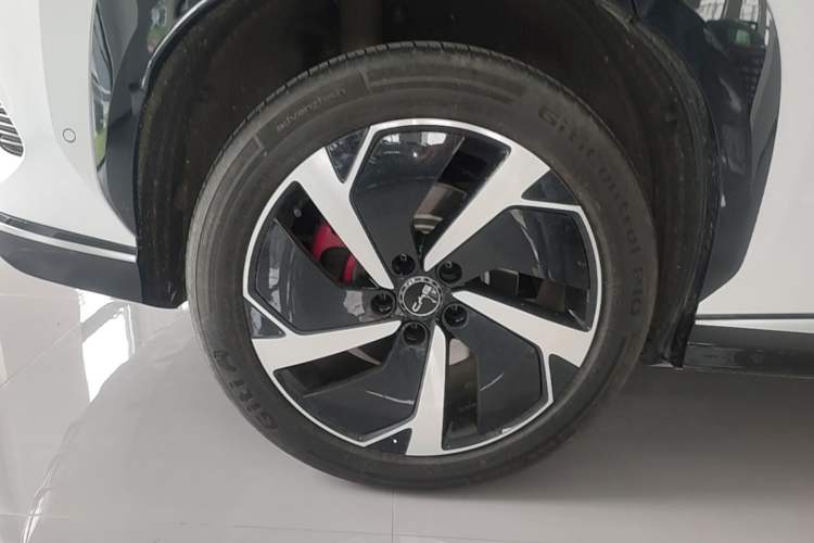Used BYD Sealion 07 EV 2024 610 Long-Range Version Right Rear Wheel Hub