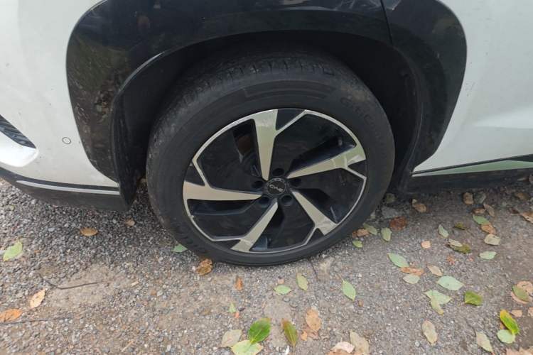 Used BYD Sealion 07 EV 2024 550 Standard Edition Right Rear Wheel Hub
