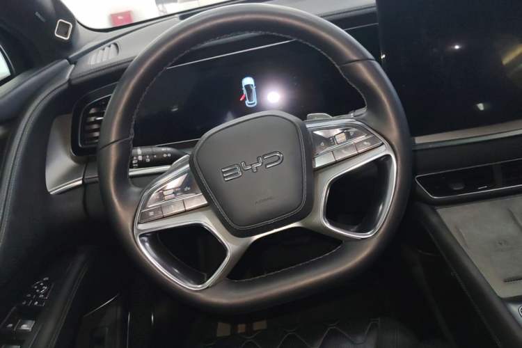 Used BYD Sealion 07 EV 2024 610 Zhihang Edition Steering Wheel