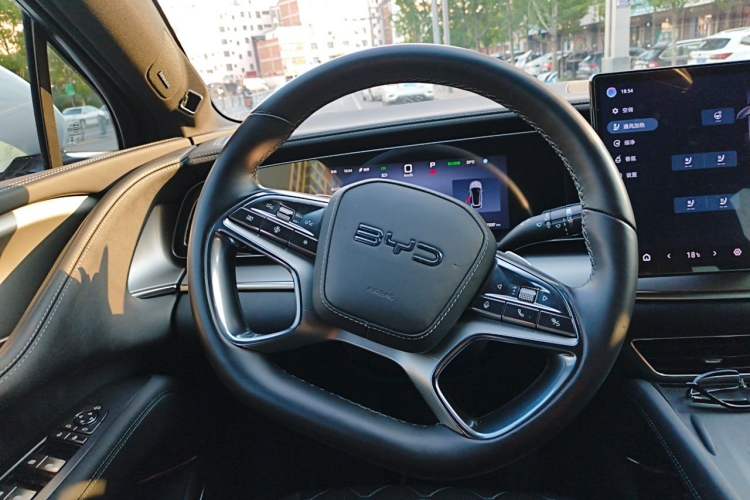Used BYD Sealion 07 EV 2024 610 Zhihang Edition Steering Wheel