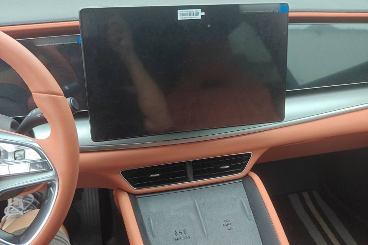 Used BYD Sealion 07 EV 2025 610 Zhihang Edition Audio And AC Panel