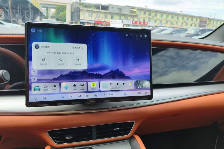 Used BYD Sealion 07 EV 2025 610 Zhihang Edition Audio And AC Panel