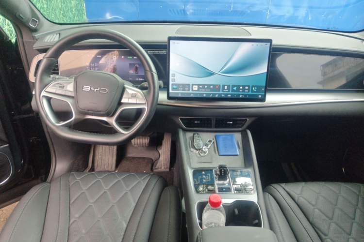 Used BYD Sealion 07 EV 2025 610 Zhihang Edition Center Console