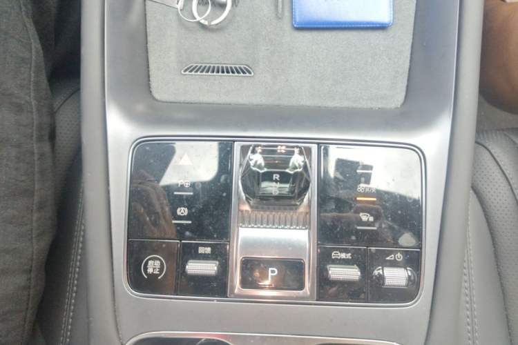 Used BYD Sealion 07 EV 2025 610 Zhihang Edition Gear Lever