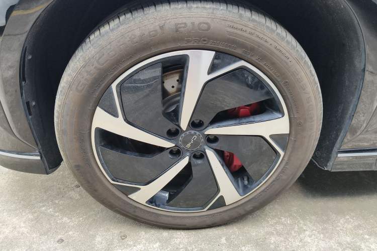 Used BYD Sealion 07 EV 2025 610 Zhihang Edition Left Front Wheel Hub