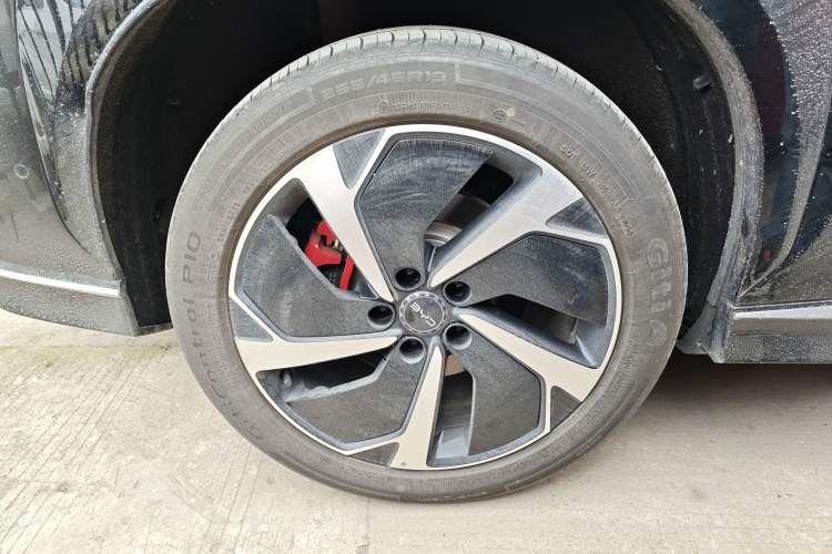 Used BYD Sealion 07 EV 2025 610 Zhihang Edition Right Rear Wheel Hub