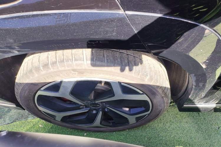Used BYD Sealion 07 EV 2025 550 All-Wheel Drive Intelligent Driving Version Right Rear Wheel Hub