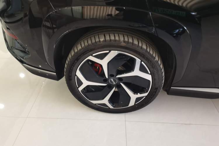 Used BYD Sealion 07 EV 2025 550 All-Wheel Drive Intelligent Driving Version Right Rear Wheel Hub