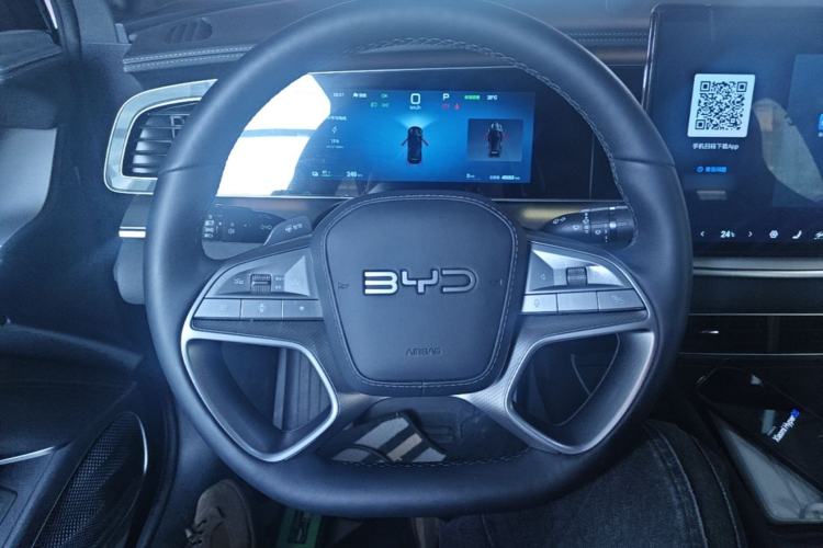 Used BYD Sealion 07 EV 2025 610 Zhihang Edition Steering Wheel