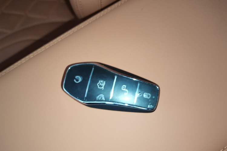 Used BYD Sealion 07 EV 2025 550 All-Wheel Drive Intelligent Driving Version Vehicle Key