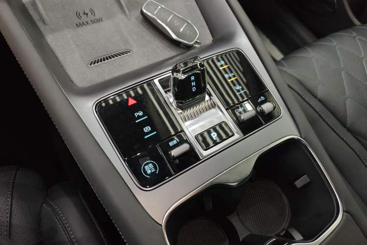 Used BYD Sealion 07 EV 2025 610 Intelligent Driving Edition Gear Lever