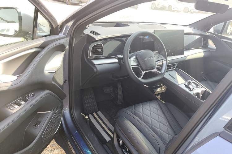 Used BYD Sealion 07 EV 2025 610 Intelligent Driving Edition Interior 3