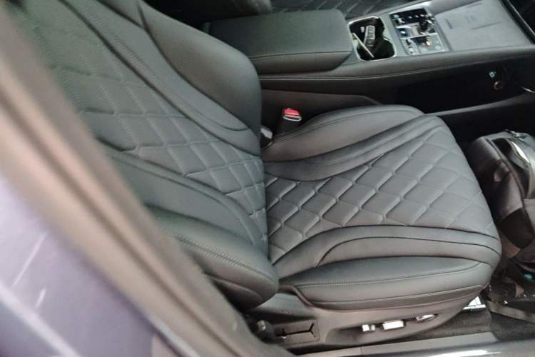 Used BYD Sealion 07 EV 2025 610 Zhihang Edition Interior 9