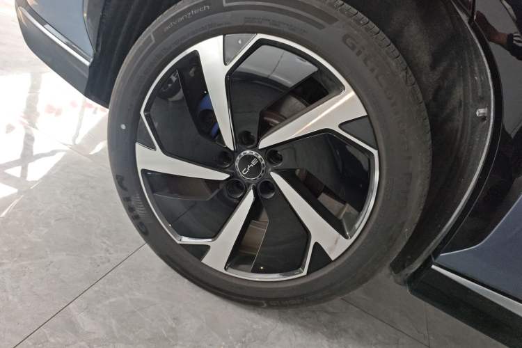 Used BYD Sealion 07 EV 2025 610 Intelligent Driving Edition Right Rear Wheel Hub