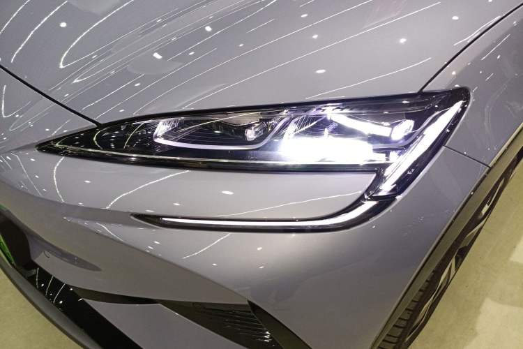 Used BYD Sealion 07 EV 2025 550 All-Wheel Drive Intelligent Driving Version Left Front Headlight