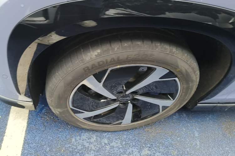 Used BYD Sealion 07 EV 2025 610 Zhihang Edition Left Front Wheel Hub
