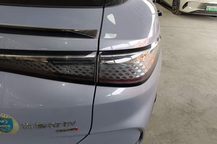Used BYD Sealion 07 EV 2025 550 All-Wheel Drive Intelligent Driving Version Right Rear Taillight