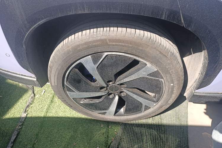 Used BYD Sealion 07 EV 2025 610 Intelligent Driving Edition Right Rear Wheel Hub
