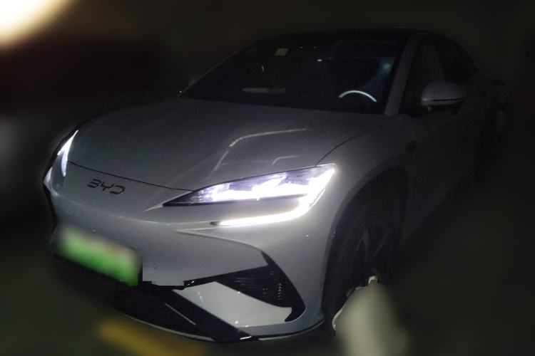 BYD Sealion 07 EV 2025 610 Zhihang Edition