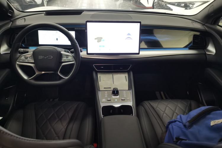 Used BYD Sealion 07 EV 2025 610 Intelligent Driving Edition Center Console