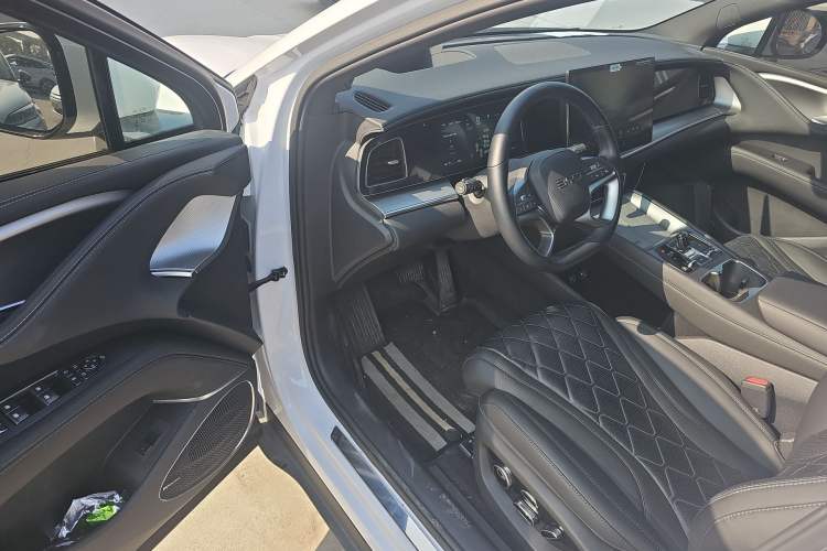Used BYD Sealion 07 EV 2025 550 All-Wheel Drive Intelligent Driving Version Driver Seat