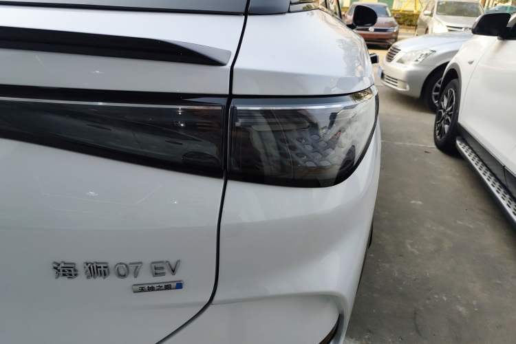 Used BYD Sealion 07 EV 2025 610 Zhihang Edition Exterior 6